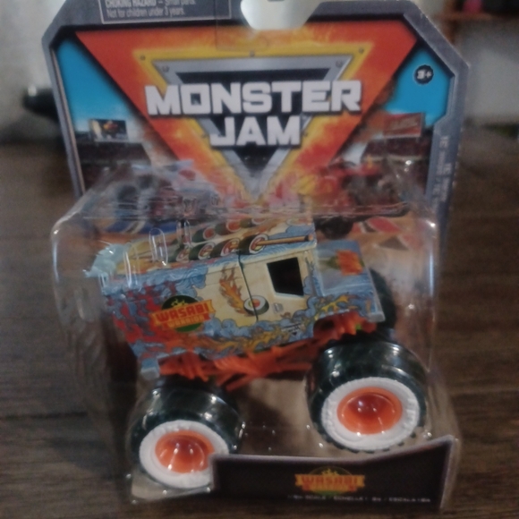 Monster Jam Wasabi Warrior Scale 1:64 Series 31 By Spin Master True Metal - Picture 1 of 10